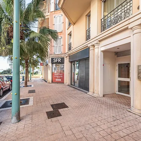 Victoria Bergamote Attic With Terrace And Sea View - Happy Rentals