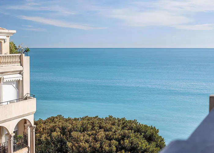 Victoria Bergamote Attic - Happy Appartement Menton